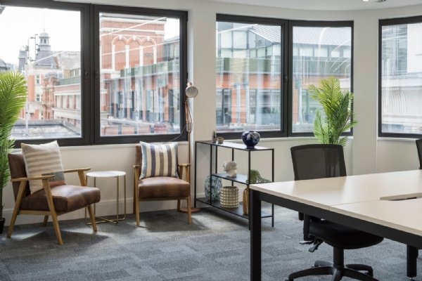 21 Whitefriars Street